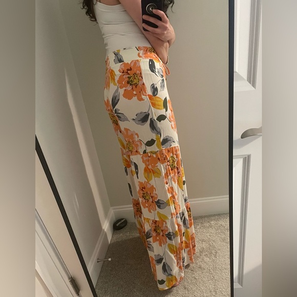 NWT Blue B. Floral Print Flared Flowly Lightweight Palazzo Pants Sz M - Picture 3 of 6